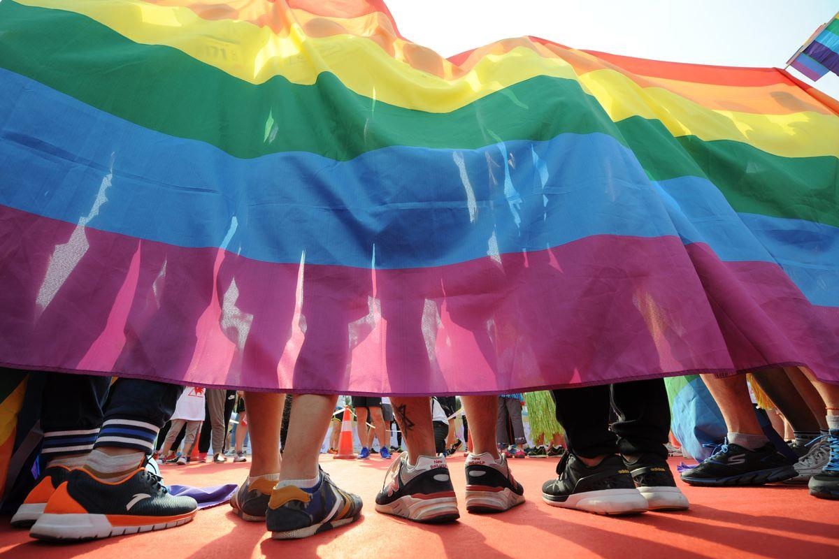 người chuyển giới Trung Quốc tự phẫu thuật ảnh 1 nguoi chuyen gioi Trung Quoc tu phau thuat anh 1