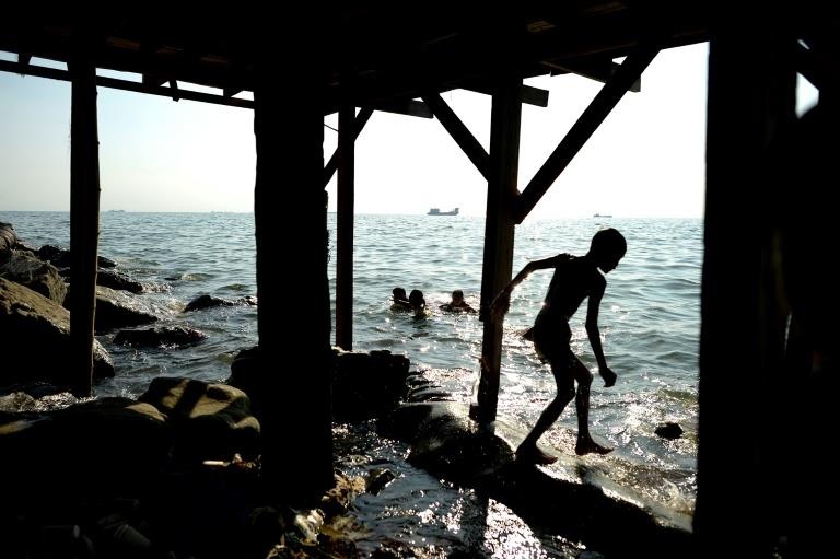 ấu dâm qua mạng ảnh 4 au dam qua mang anh 4