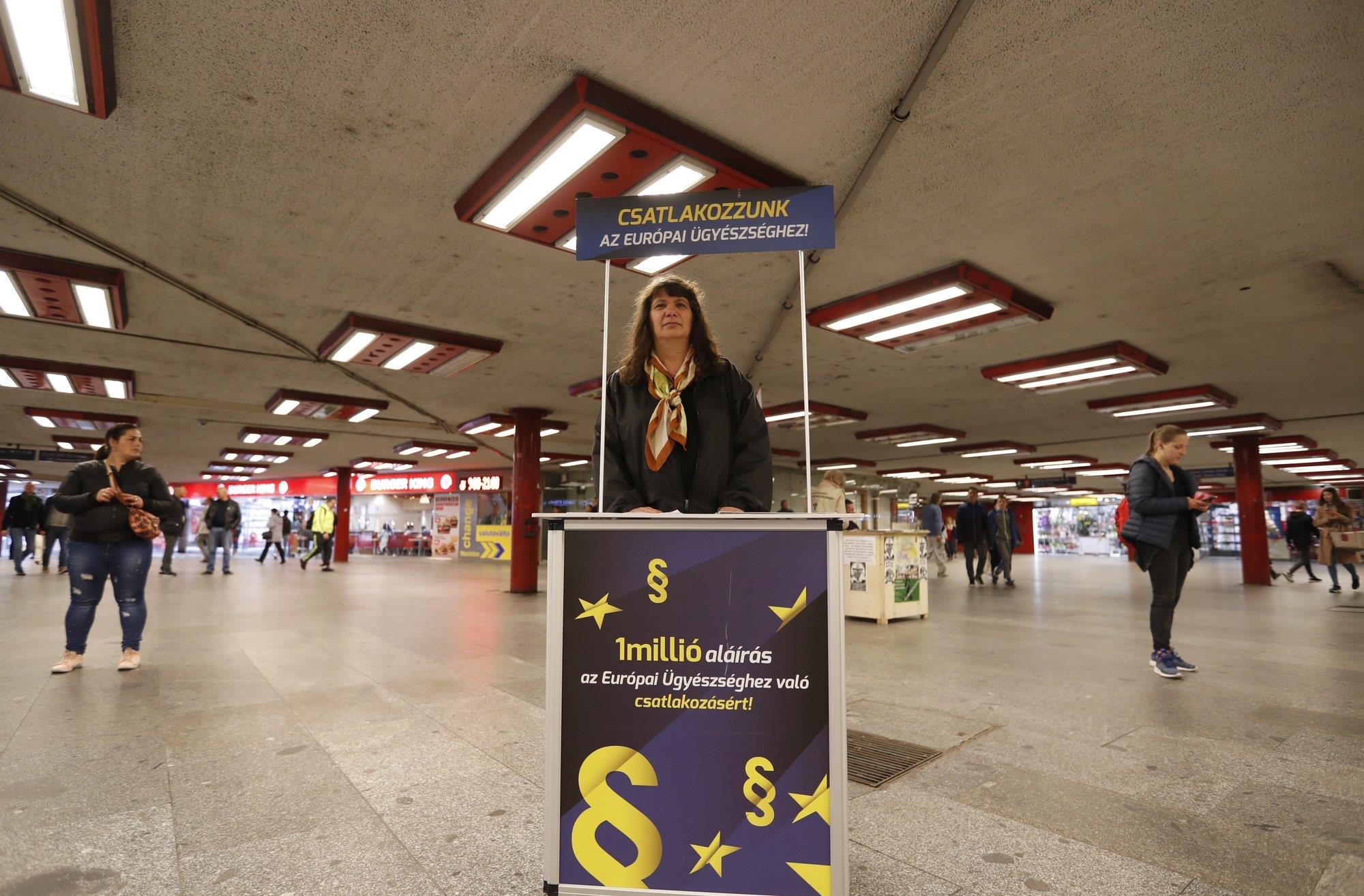 nhung cach tranh cu ky quac o Hungary anh 4