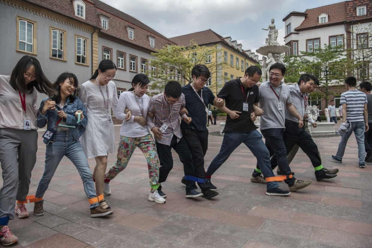 cuoc song nhan vien Huawei anh 4