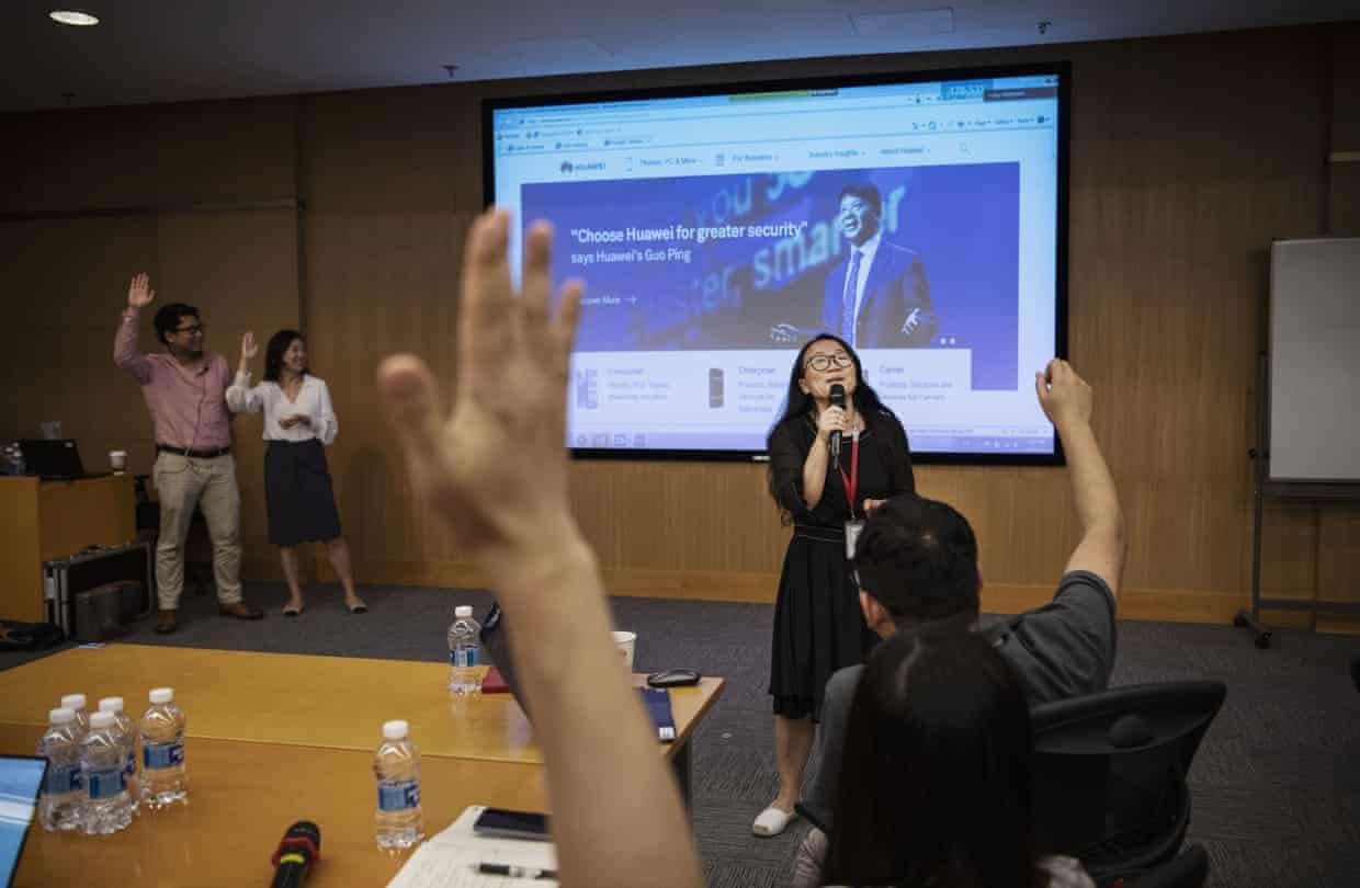 cuoc song nhan vien Huawei anh 11