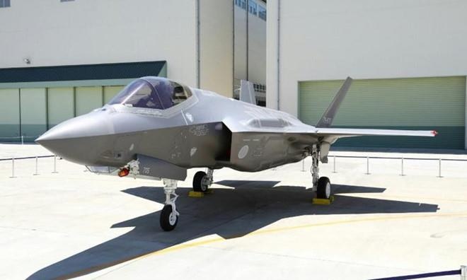 Nhat Ban: F-35 roi vi phi cong mat phuong huong khi ne may bay My hinh anh
