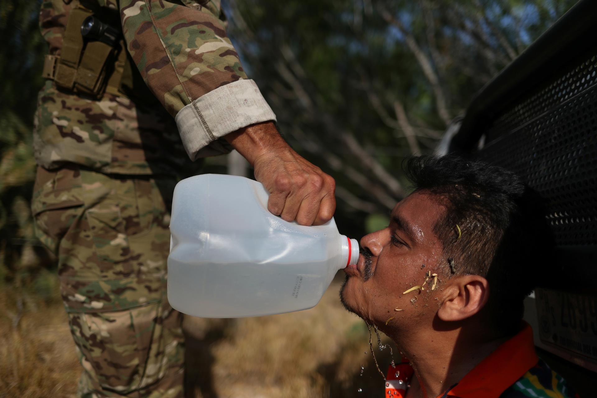 cha con di dan anh 10