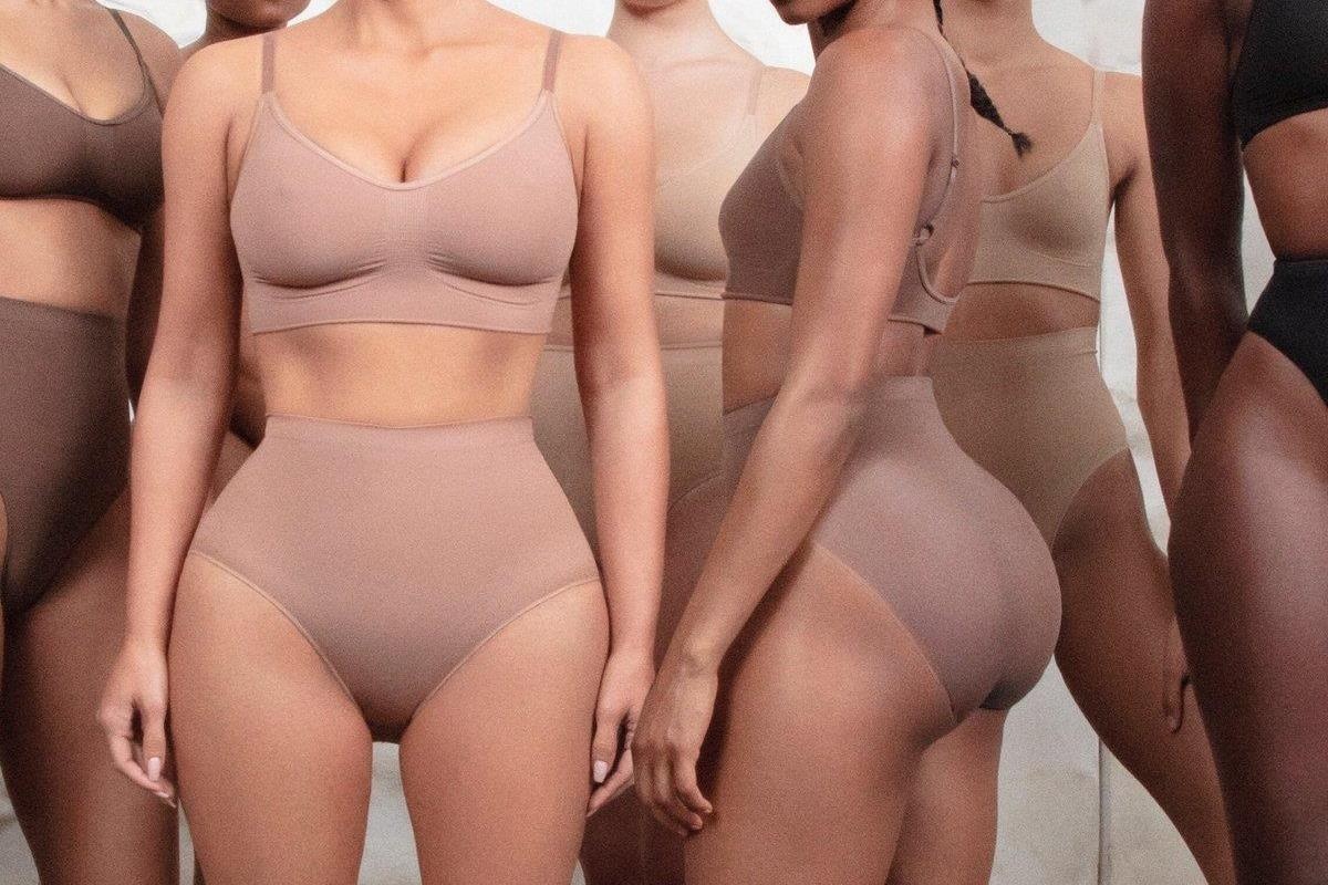 Nguoi Nhat phan no vi quoc phuc kimono thanh thuong hieu ao lot o My hinh anh