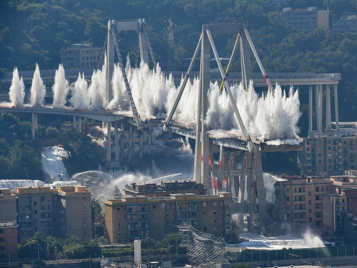 di tren day o quang truong Thoi dai anh 12