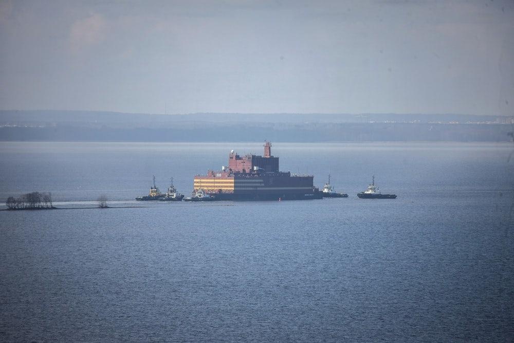 nha may dien hat nhan noi anh 10