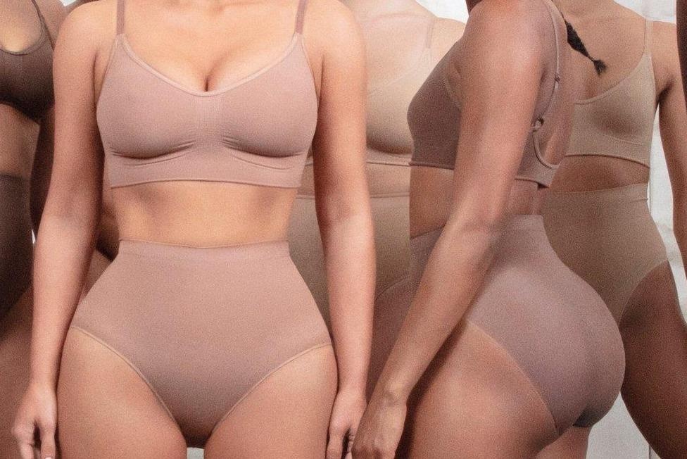 Nhat cu quan chuc sang My ban vu kimono thanh nhan hieu noi y hinh anh