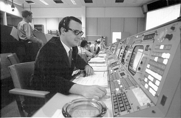 hạ cánh xuống mặt trăng ảnh 9 ha canh xuong mat trang anh 9