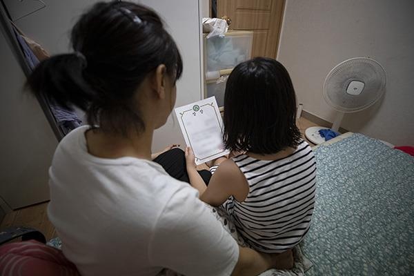 Co dau Viet bi bao hanh va cuoc chien phap ly chong gai de o lai Han hinh anh