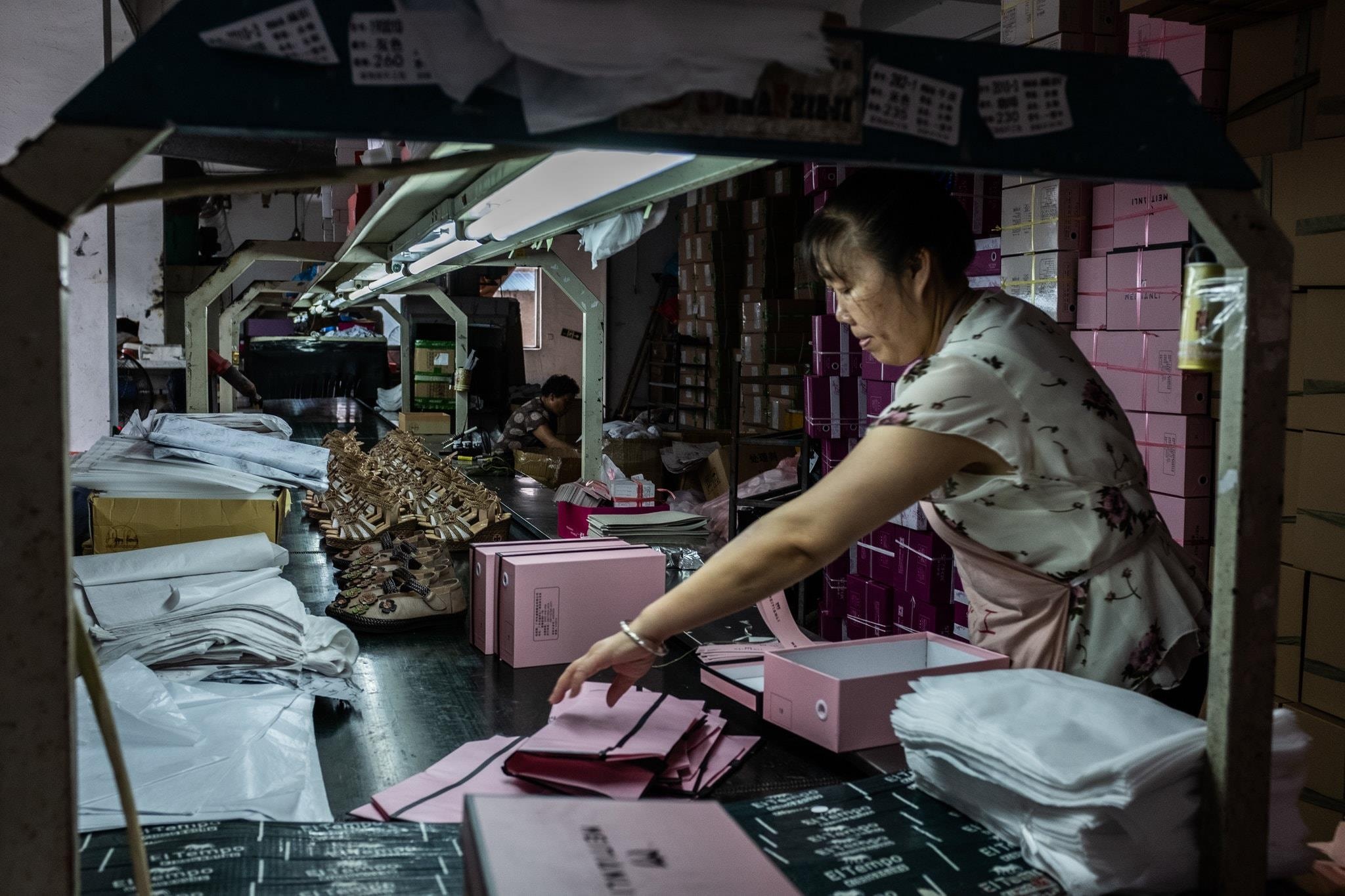 chiến tranh thương mại leo thang ảnh 2 chien tranh thuong mai leo thang anh 2