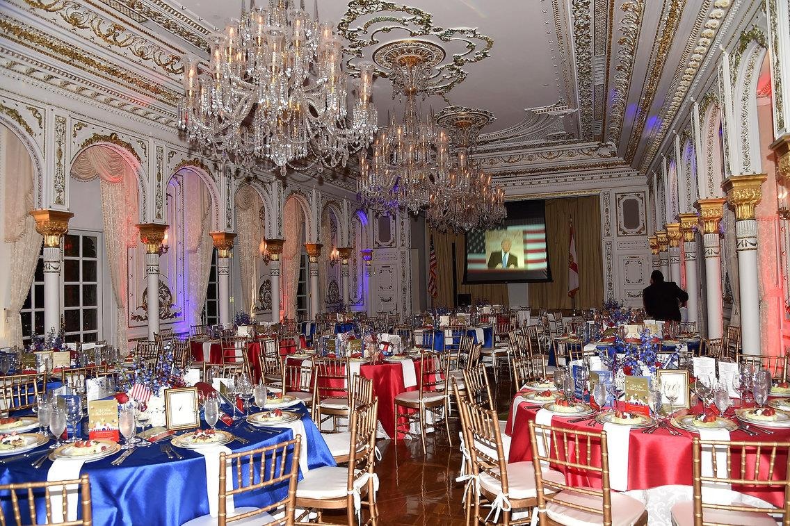 xung đột lợi ích khách sạn Trump ảnh 1 xung dot loi ich khach san Trump anh 1