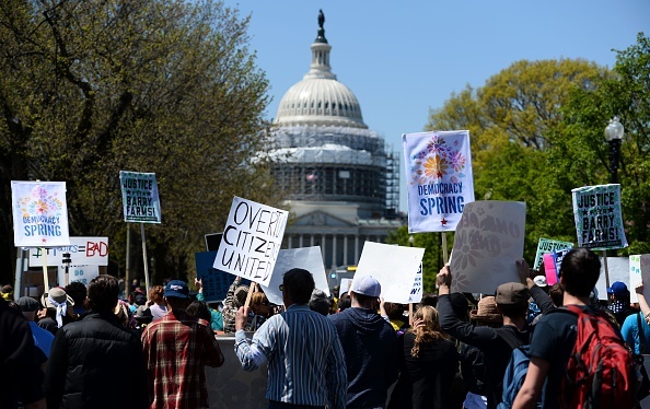 anh em tai phiet Koch bach tuoc anh 19