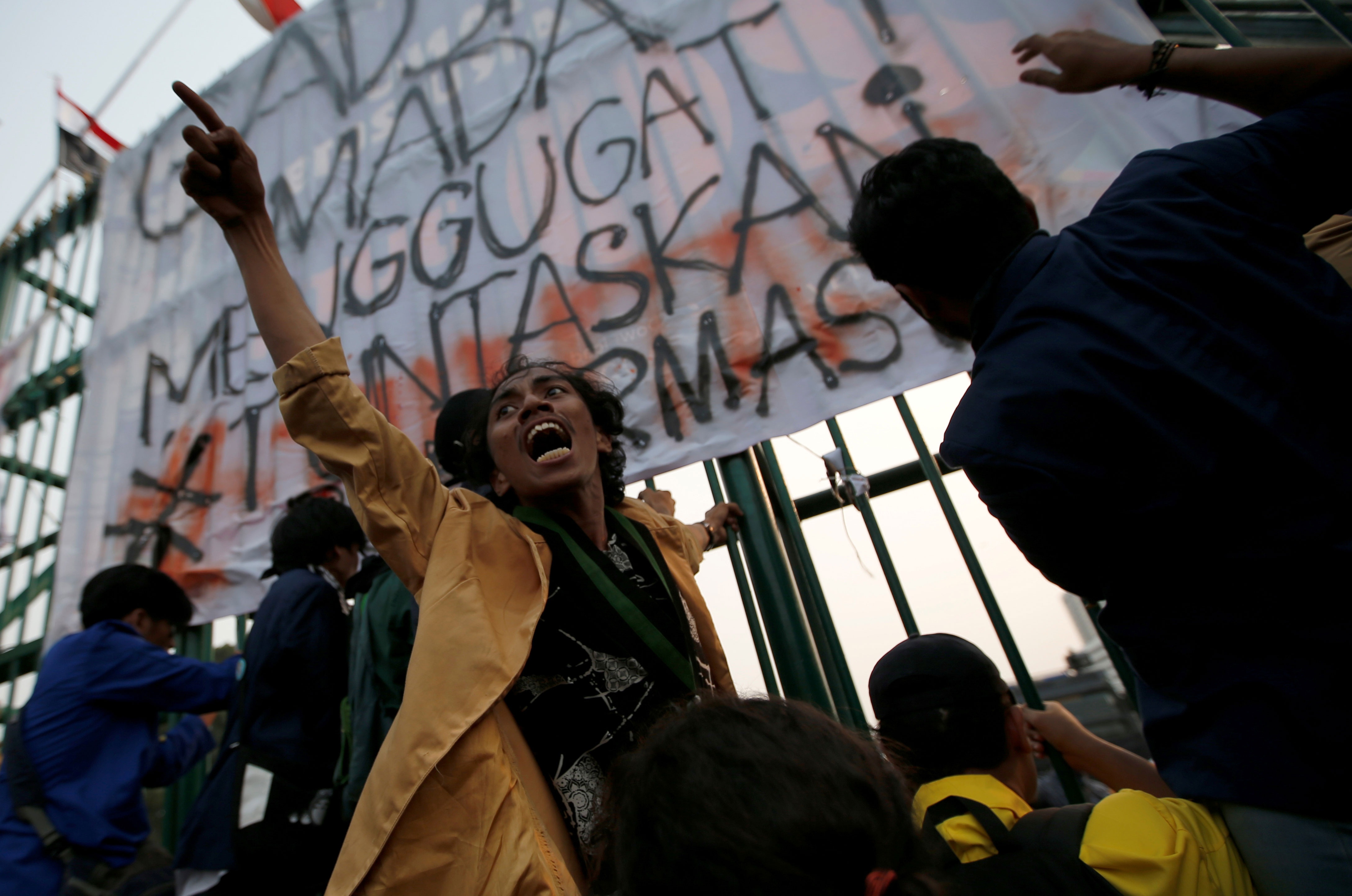 bieu tinh o Indonesia phan doi luat hinh su moi anh 2