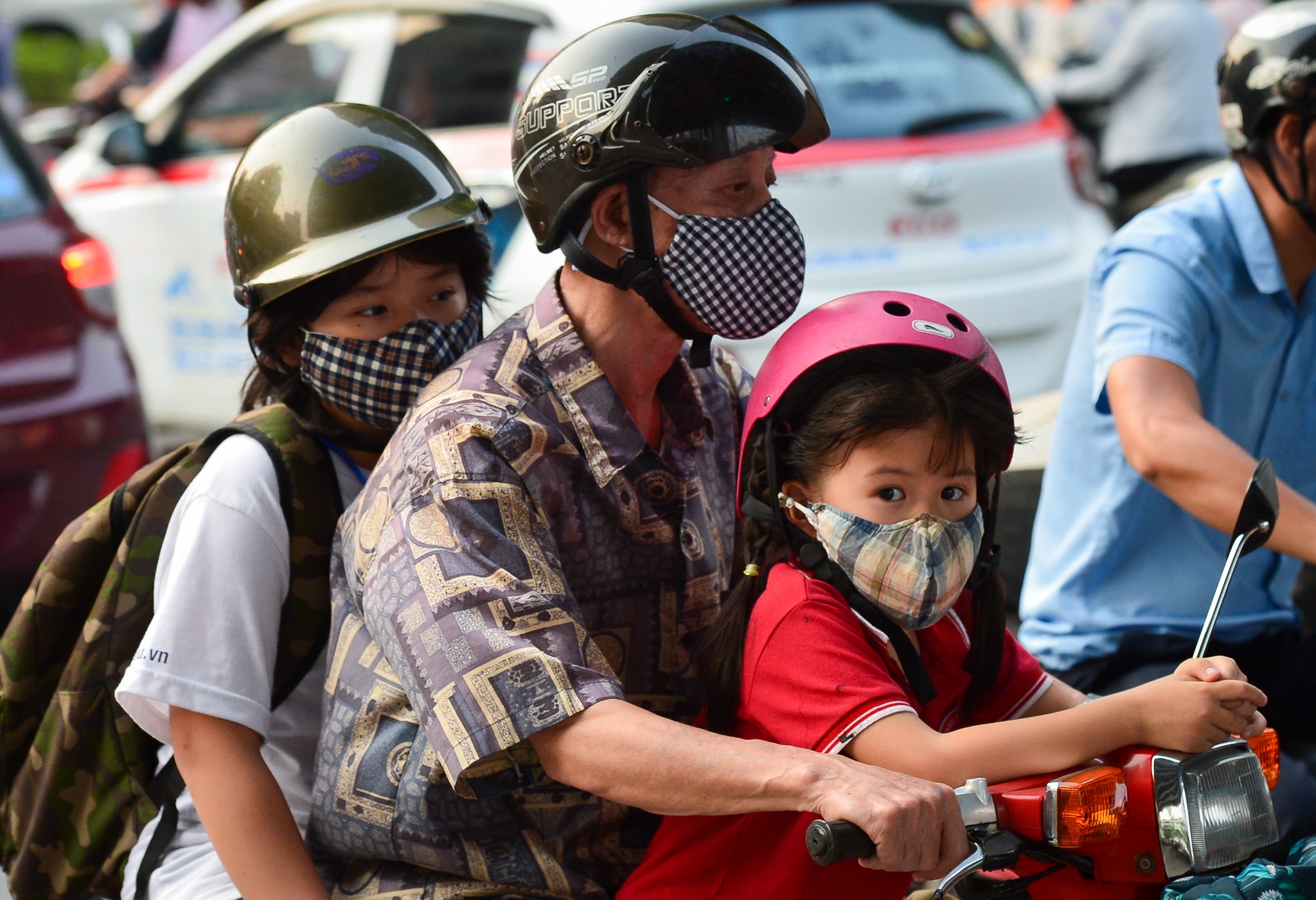 Doi pho 5 nguon gay o nhiem khong khi ky luc o Ha Noi hinh anh