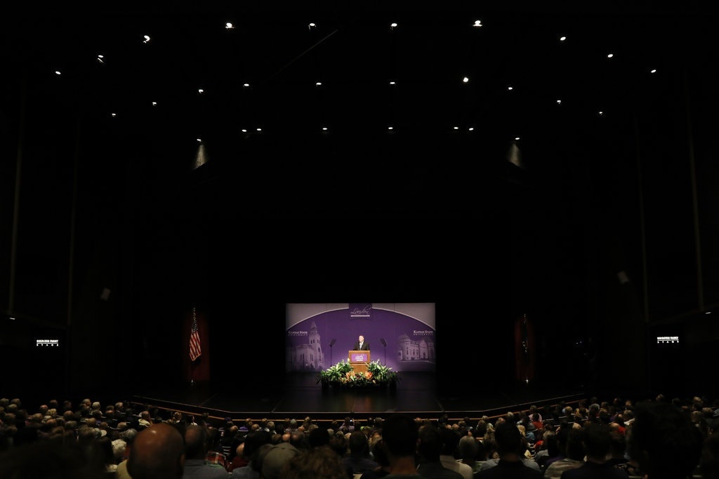 noi loan chong pompeo anh 3