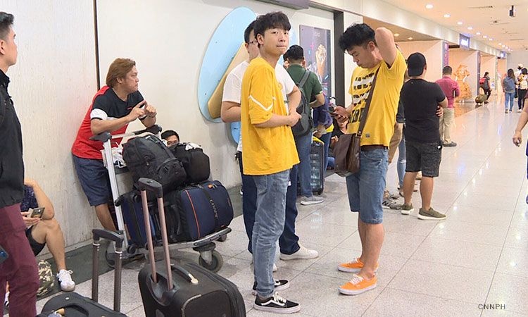 Philippines bo lenh cam dong dau visa len ho chieu anh 1