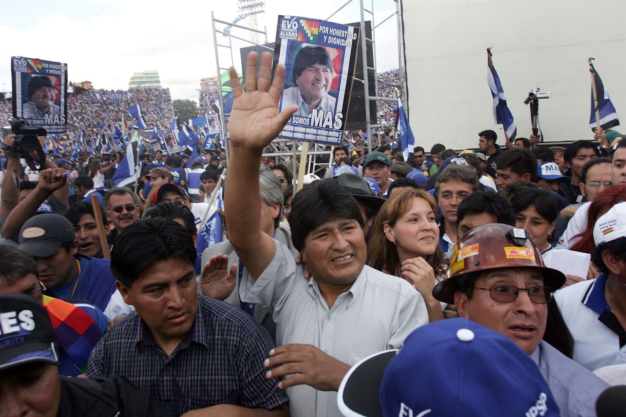 Cuu tong thong Bolivia - tu niem hy vong thanh nha lanh dao luu vong hinh anh