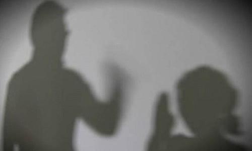 Tim thay thi the co dau Viet bi chong Han sat hai trong vuon hong hinh anh