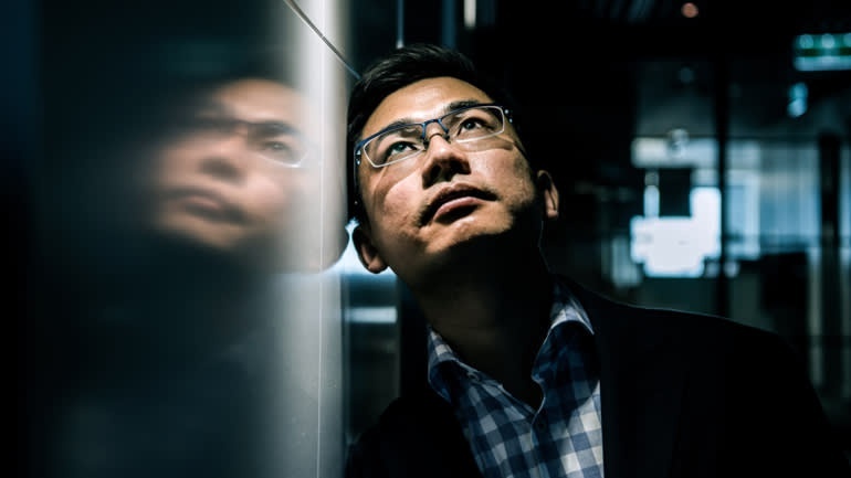 Mo xe tiet lo gay chan dong Hong Kong cua ‘gian diep TQ bo tron’ hinh anh