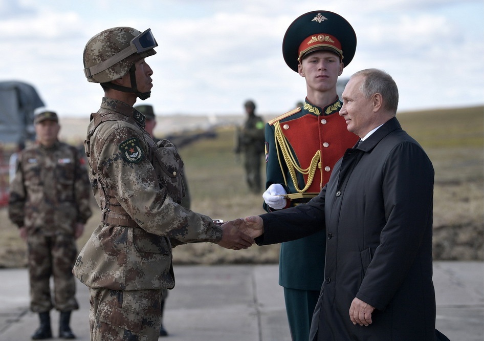 doi dau my trung hoa binh nong anh 8