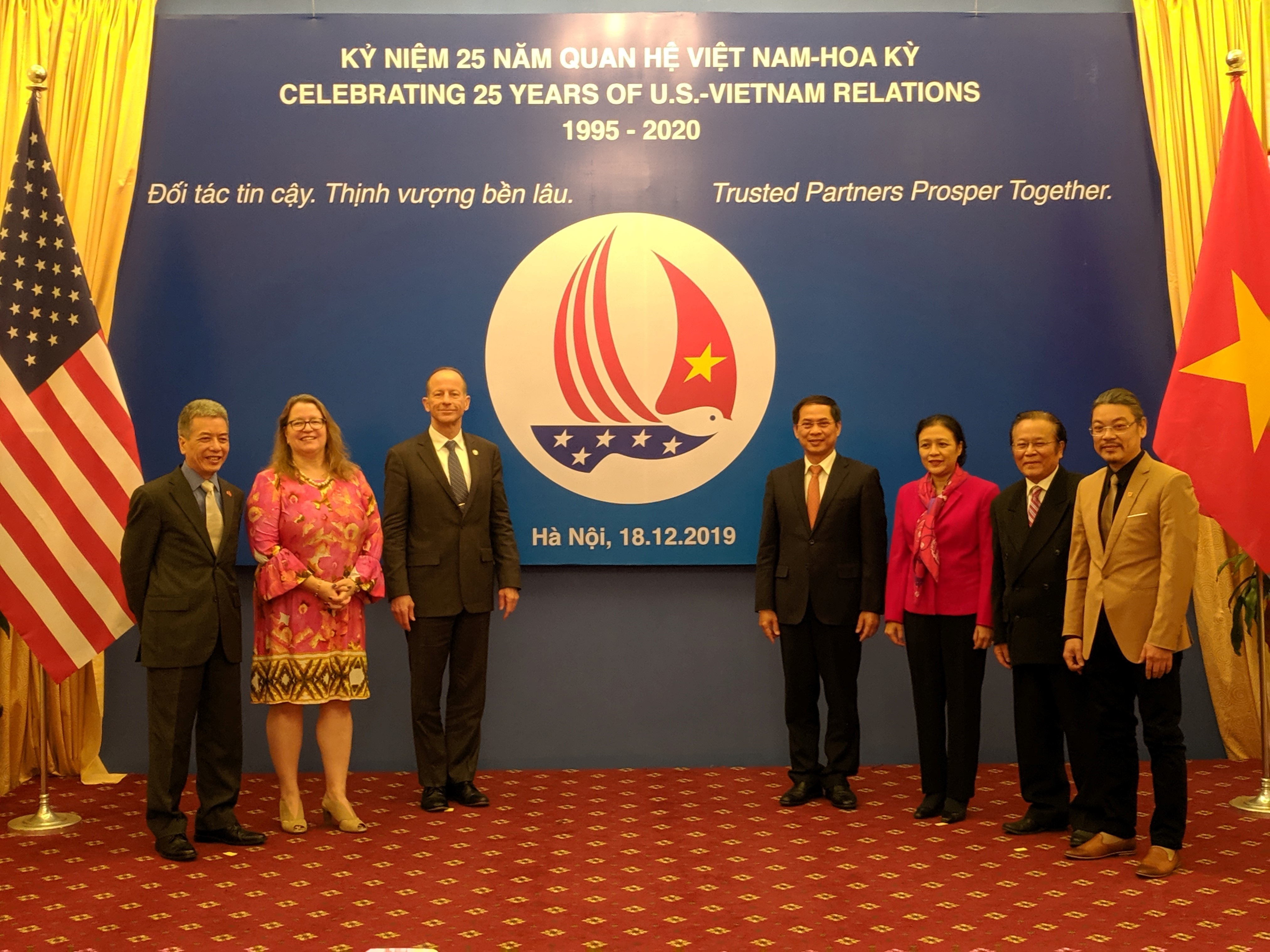 25 nam quan he viet my anh 4