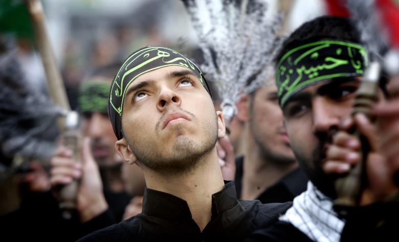 ve binh cach mang Iran anh 13