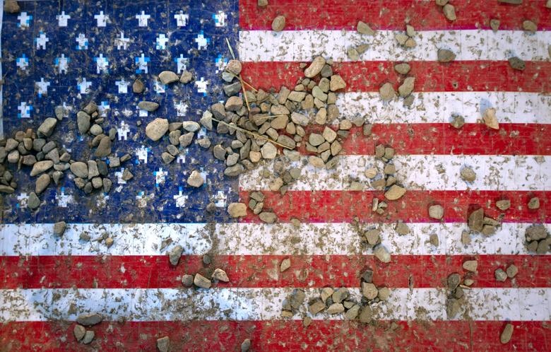 ve binh cach mang Iran anh 6