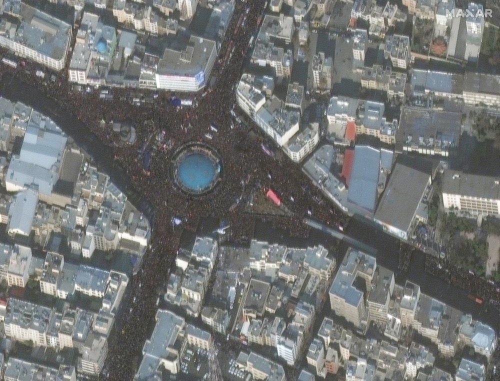 bien nguoi dua tang tuong Soleimani anh 5