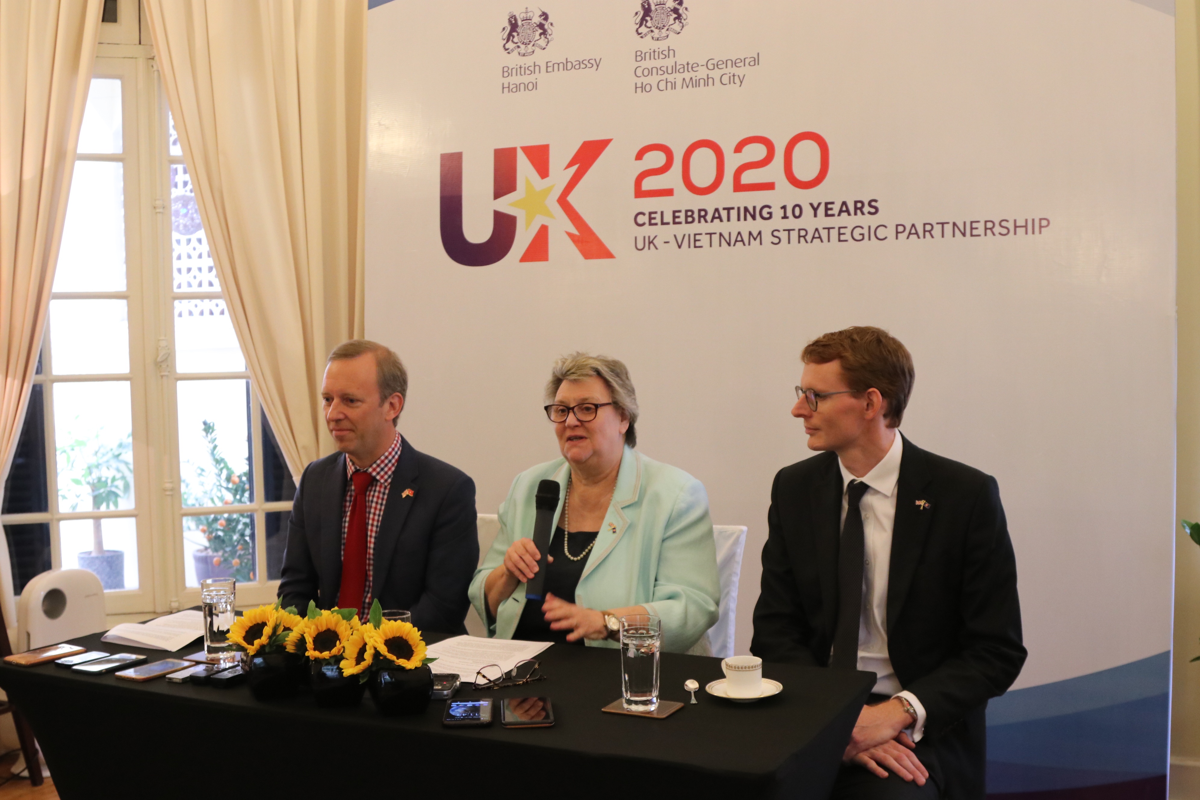 thu truong ngoai giao Anh Heather Wheeler anh 1