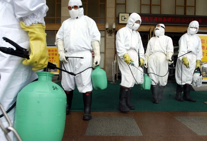 virus viem phoi la anh 4