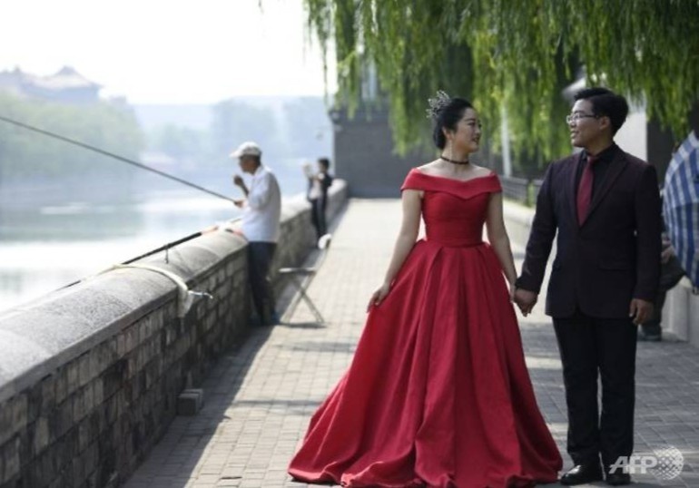 TQ huy dam cuoi ‘02022020’ vi virus corona, le tang phai nhanh gon hinh anh