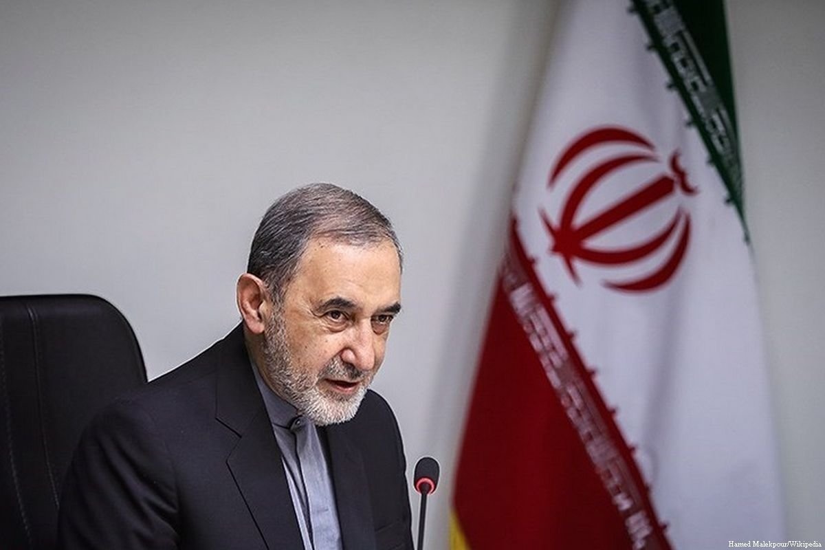 Co van cap cao cua lanh dao toi cao Iran nhiem virus corona hinh anh