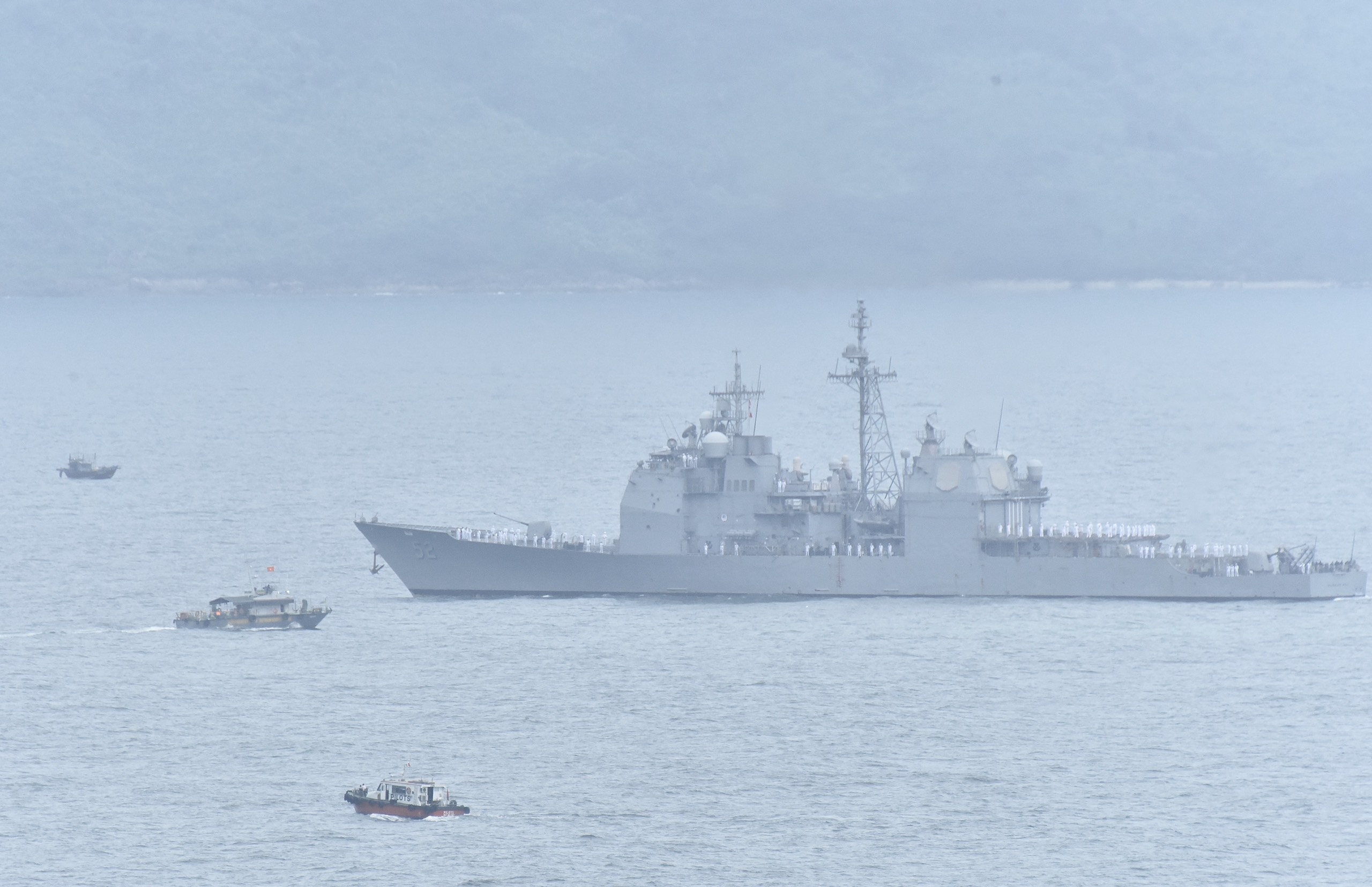 tau san bay My tham Viet Nam anh 4