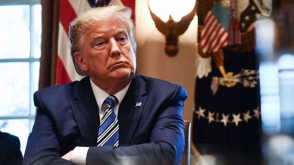 TT Trump muon mua doc quyen vacxin Duc vi lo hua ‘vai thang se co’? hinh anh