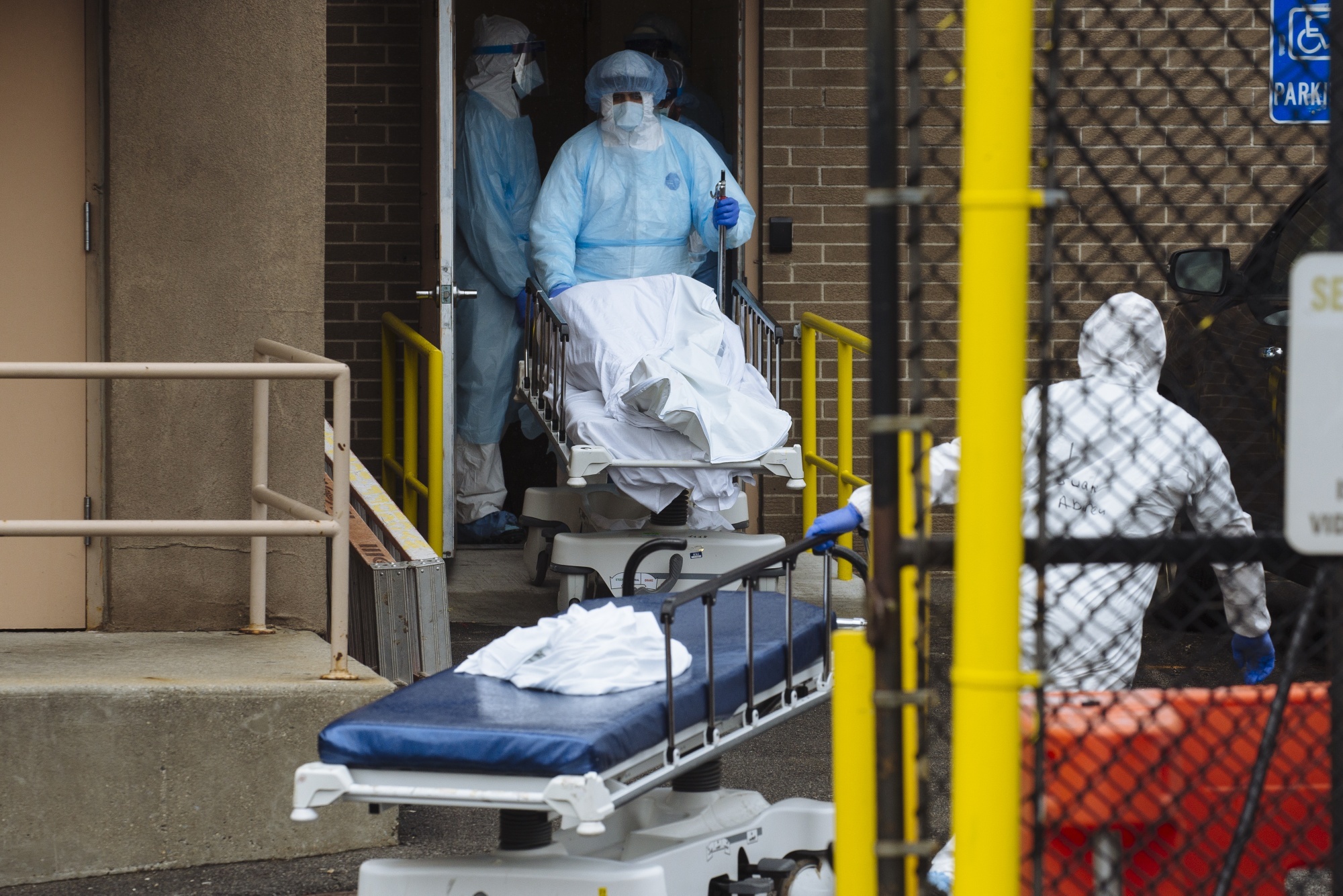 So ca nhiem Covid-19 o My vuot 500.000 hinh anh