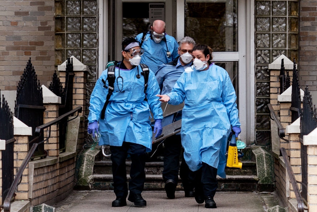 du an manhattan covid-19 anh 3