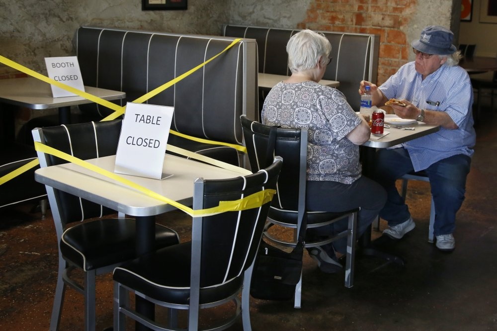 Nhieu bang My dong loat noi phong toa du chua xet nghiem rong hinh anh