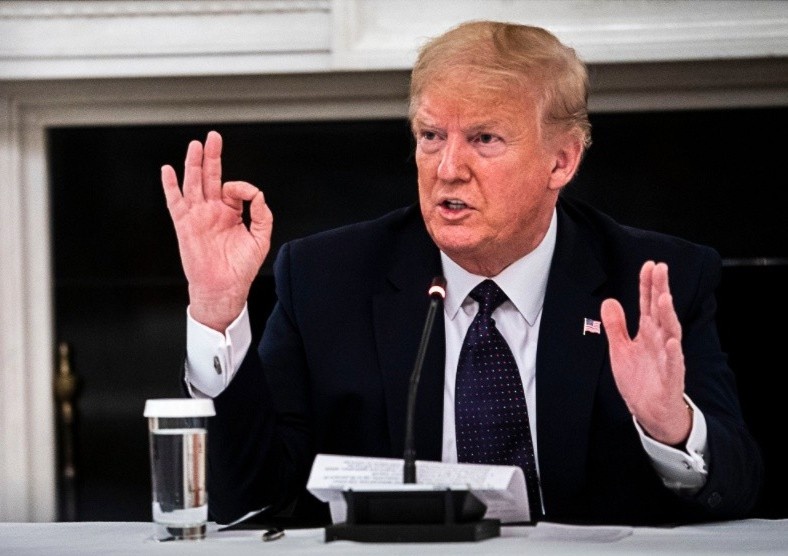 TT Trump de doa ngung cap von vinh vien cho WHO hinh anh