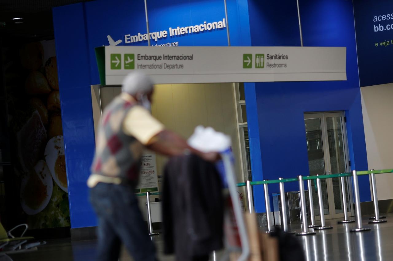 My cam di lai Brazil anh 1