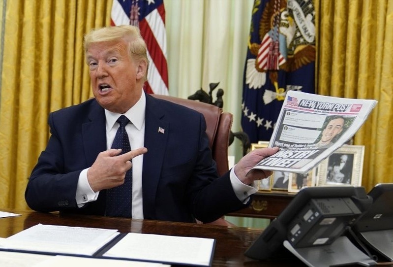 TT Trump ky sac lenh nham vao mang xa hoi hinh anh