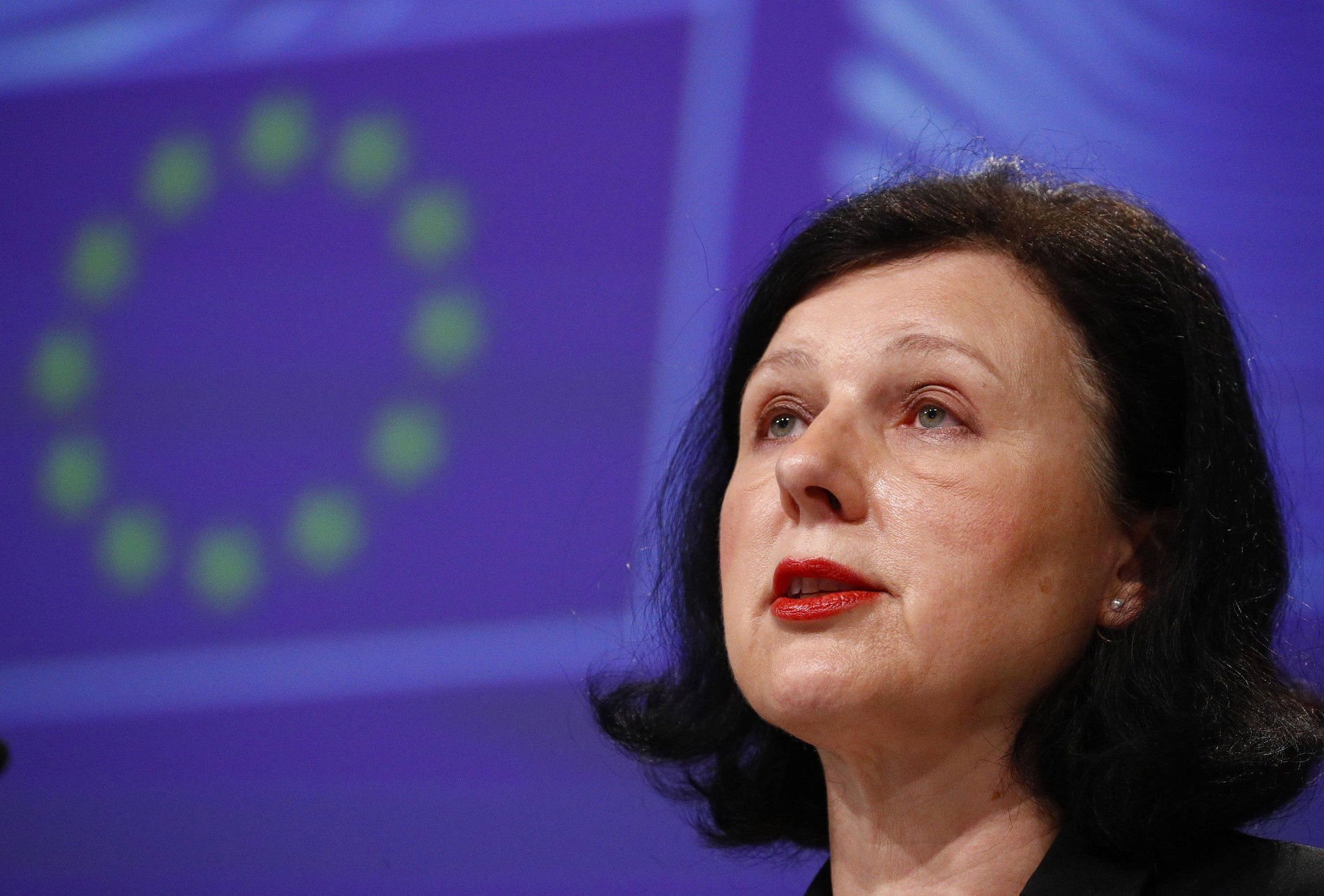 EU neu dich danh TQ gay lan song khong lo tin gia Covid-19 hinh anh