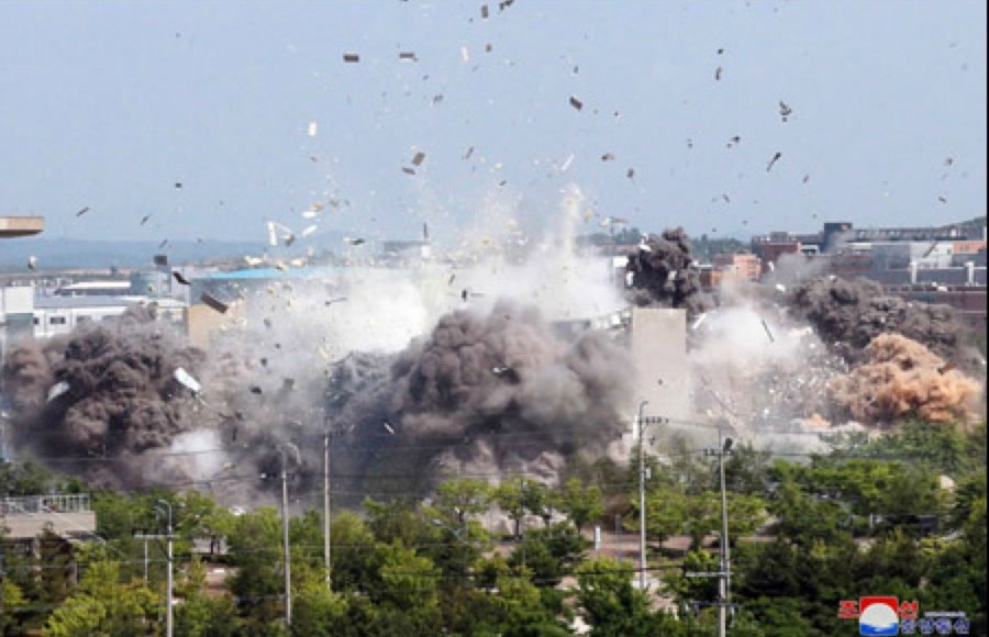 cang thang Trieu Tien anh 1