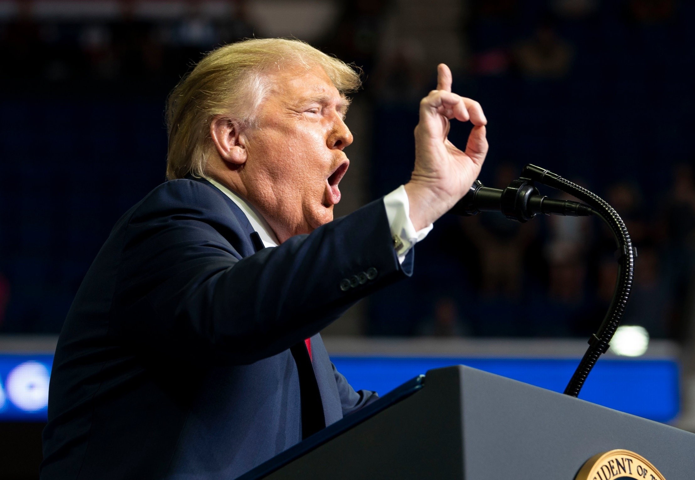 So ca tang manh, TT Trump van noi My xet nghiem qua tot hinh anh