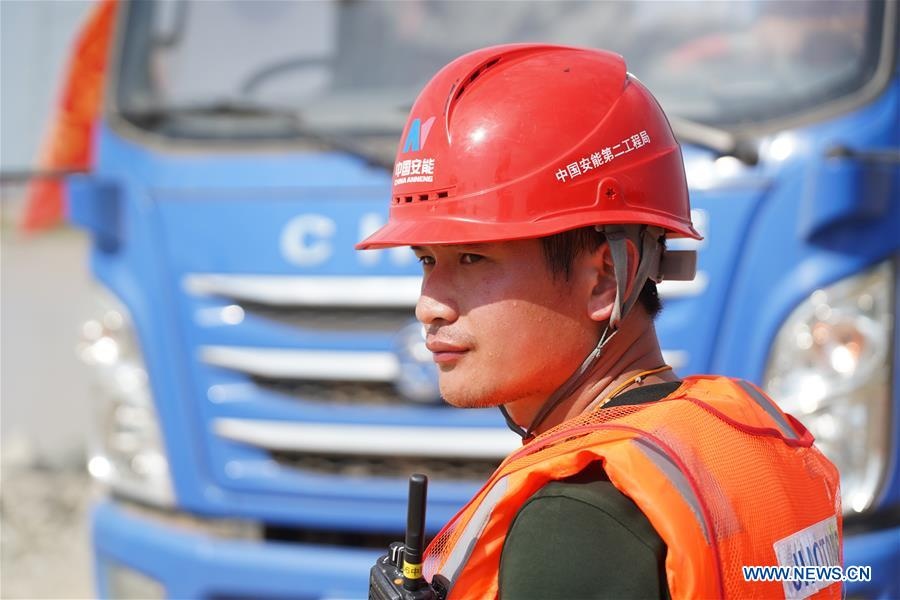 lu song truong giang anh 1