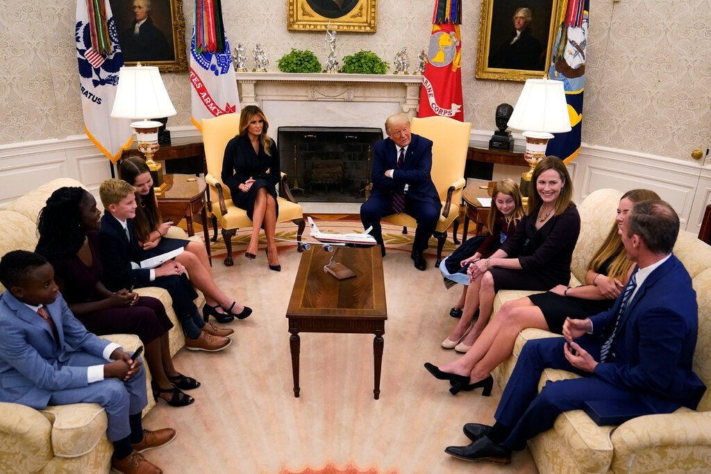 de cu tham phan toa an toi cao anh 1