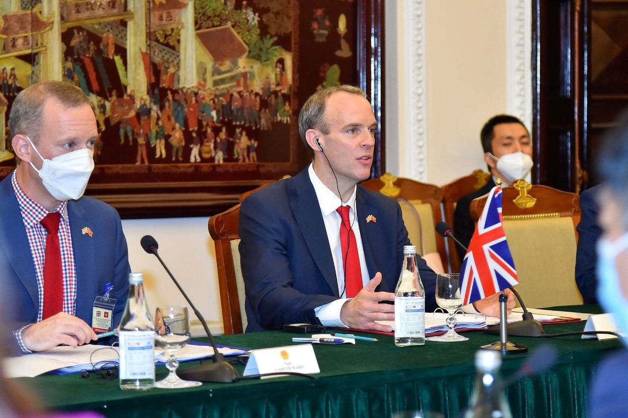 ngoai truong anh tham Viet nam anh 1