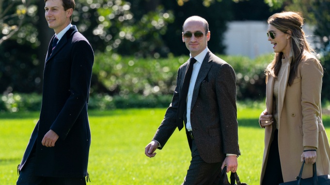 co van tong thong Trump anh 1