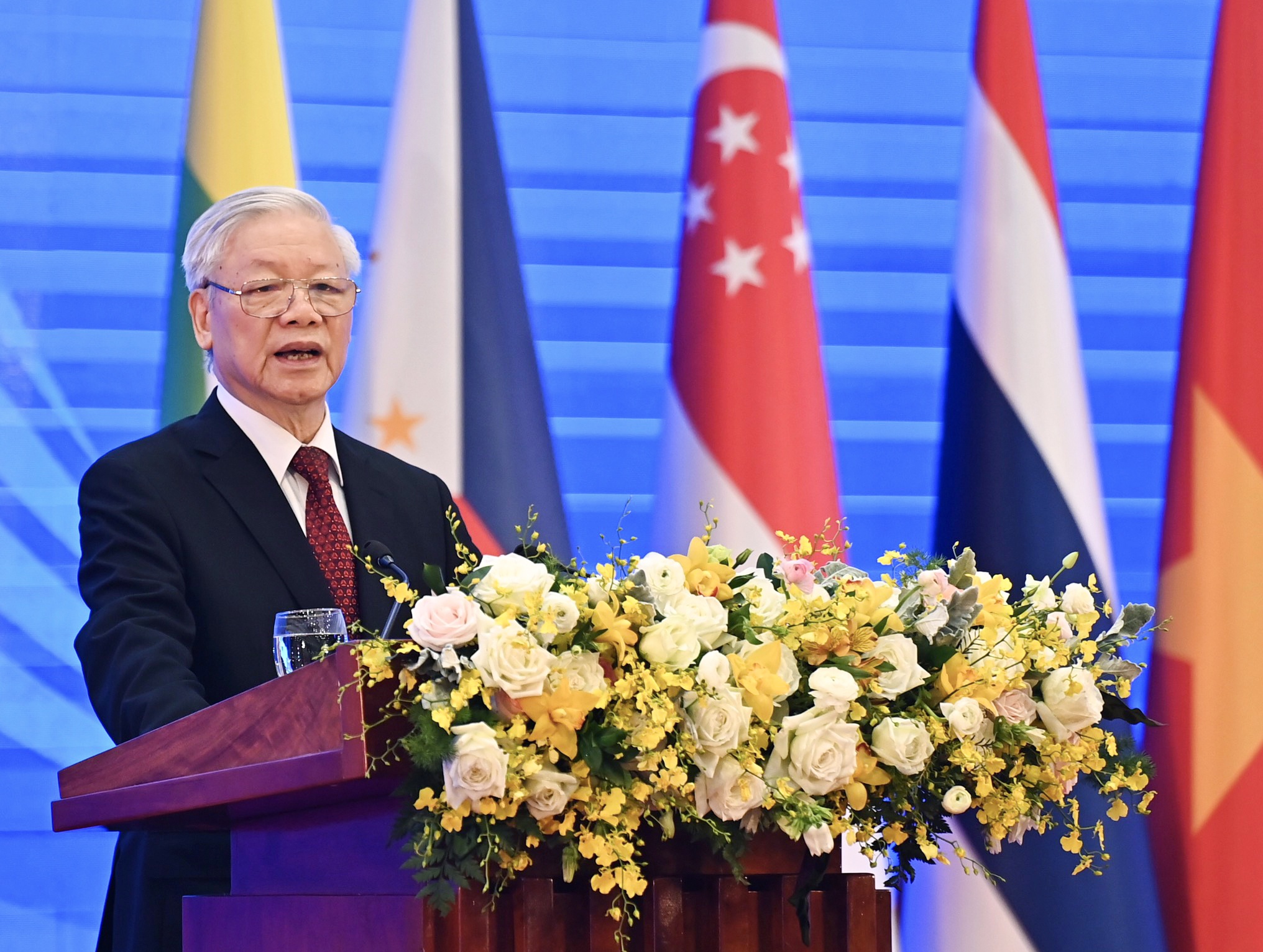 ‘ASEAN no luc cao nhat de day lui nguy co tu dich Covid-19’ hinh anh