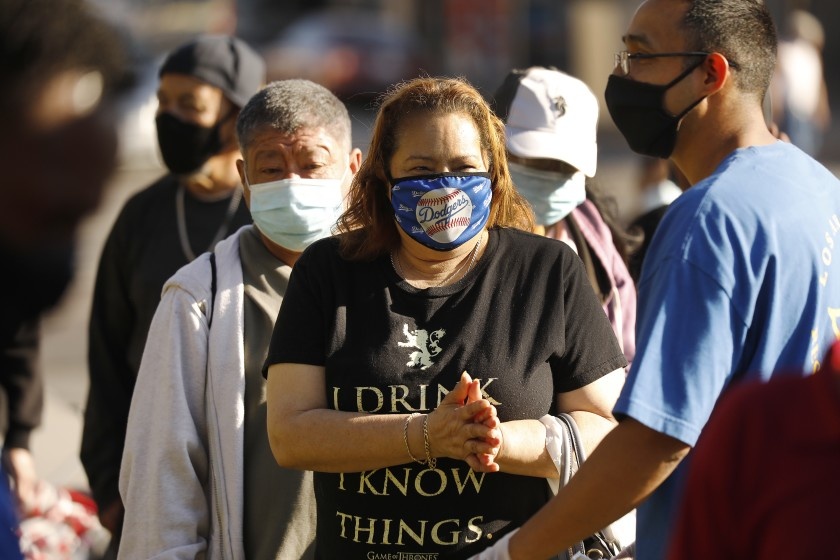 los angeles yeu cau nguoi dan o nha anh 1