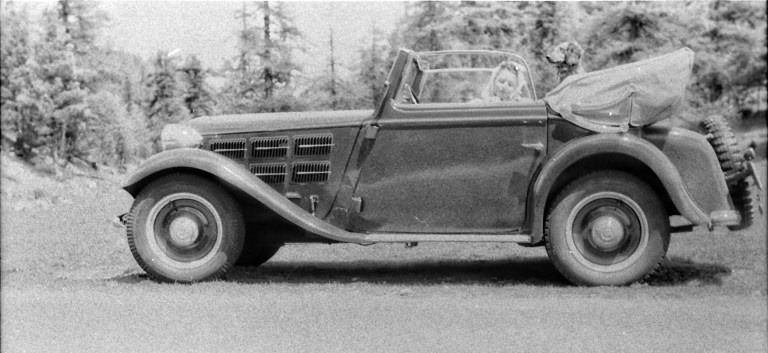 tim kiem co gai bi an trong anh den trang anh 6